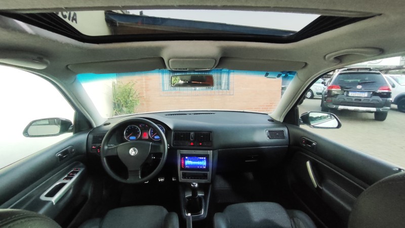 GOLF 1.6 MI SPORTLINE 8V FLEX 4P MANUAL - 2010 - CAXIAS DO SUL