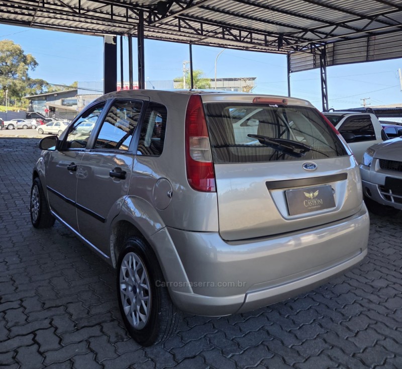 FIESTA 1.0 MPI 8V GASOLINA 4P MANUAL - 2008 - CAXIAS DO SUL