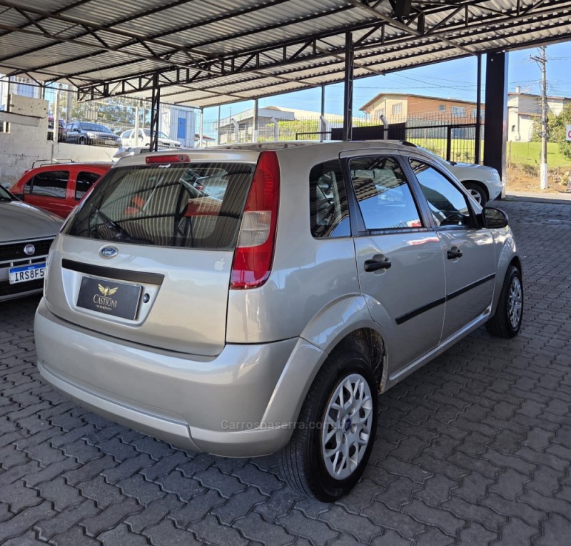 FIESTA 1.0 MPI 8V GASOLINA 4P MANUAL - 2008 - CAXIAS DO SUL