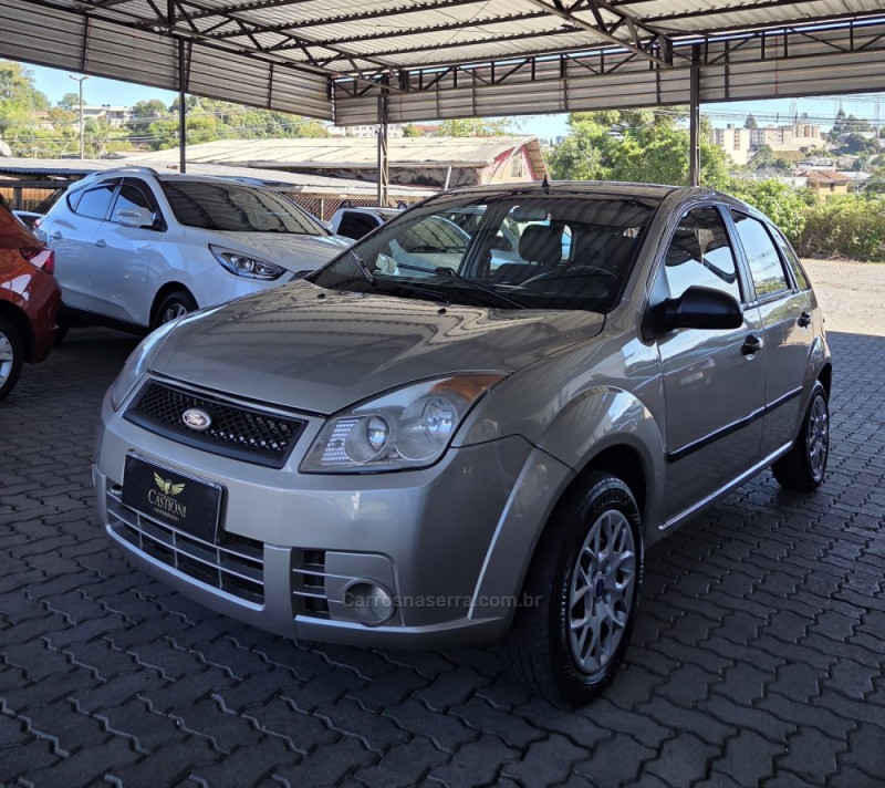 FIESTA 1.0 MPI 8V GASOLINA 4P MANUAL - 2008 - CAXIAS DO SUL