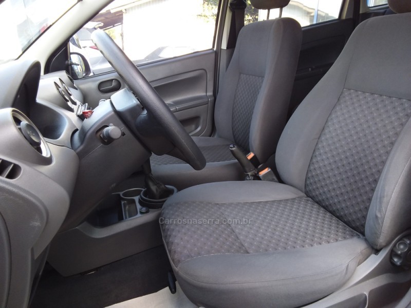 FIESTA 1.0 MPI 8V GASOLINA 4P MANUAL - 2007 - SãO SEBASTIãO DO CAí