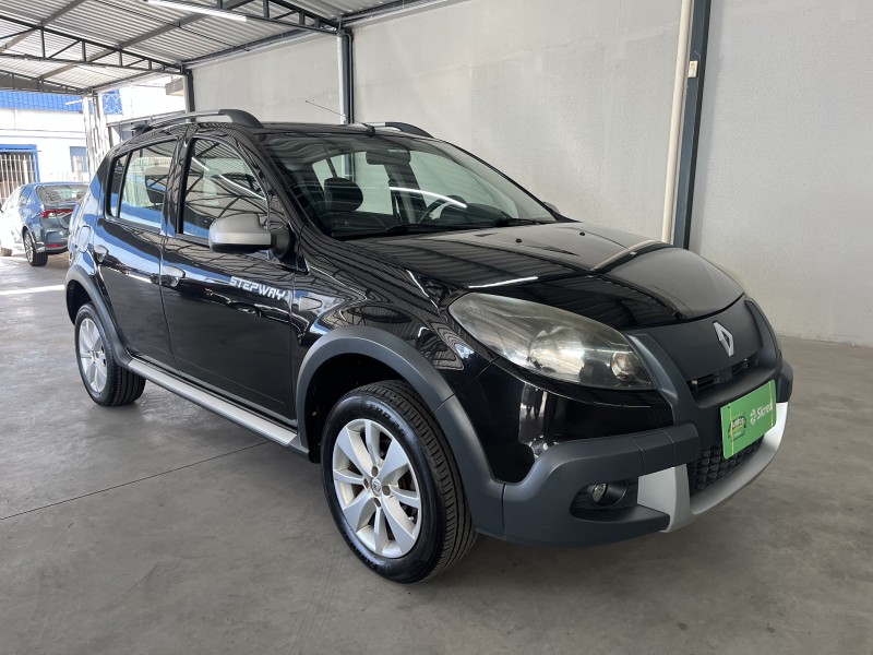 SANDERO 1.6 STEPWAY 8V FLEX 4P MANUAL - 2013 - CAXIAS DO SUL
