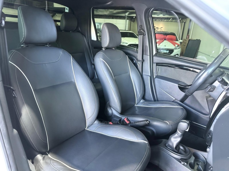 DUSTER OROCH 2.0 16V FLEX DYNAMIQUE 4P AUTOMÁTICO - 2019 - NOVO HAMBURGO