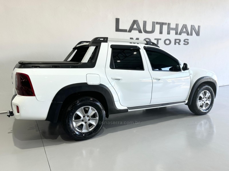 DUSTER OROCH 2.0 16V FLEX DYNAMIQUE 4P AUTOMÁTICO - 2019 - NOVO HAMBURGO