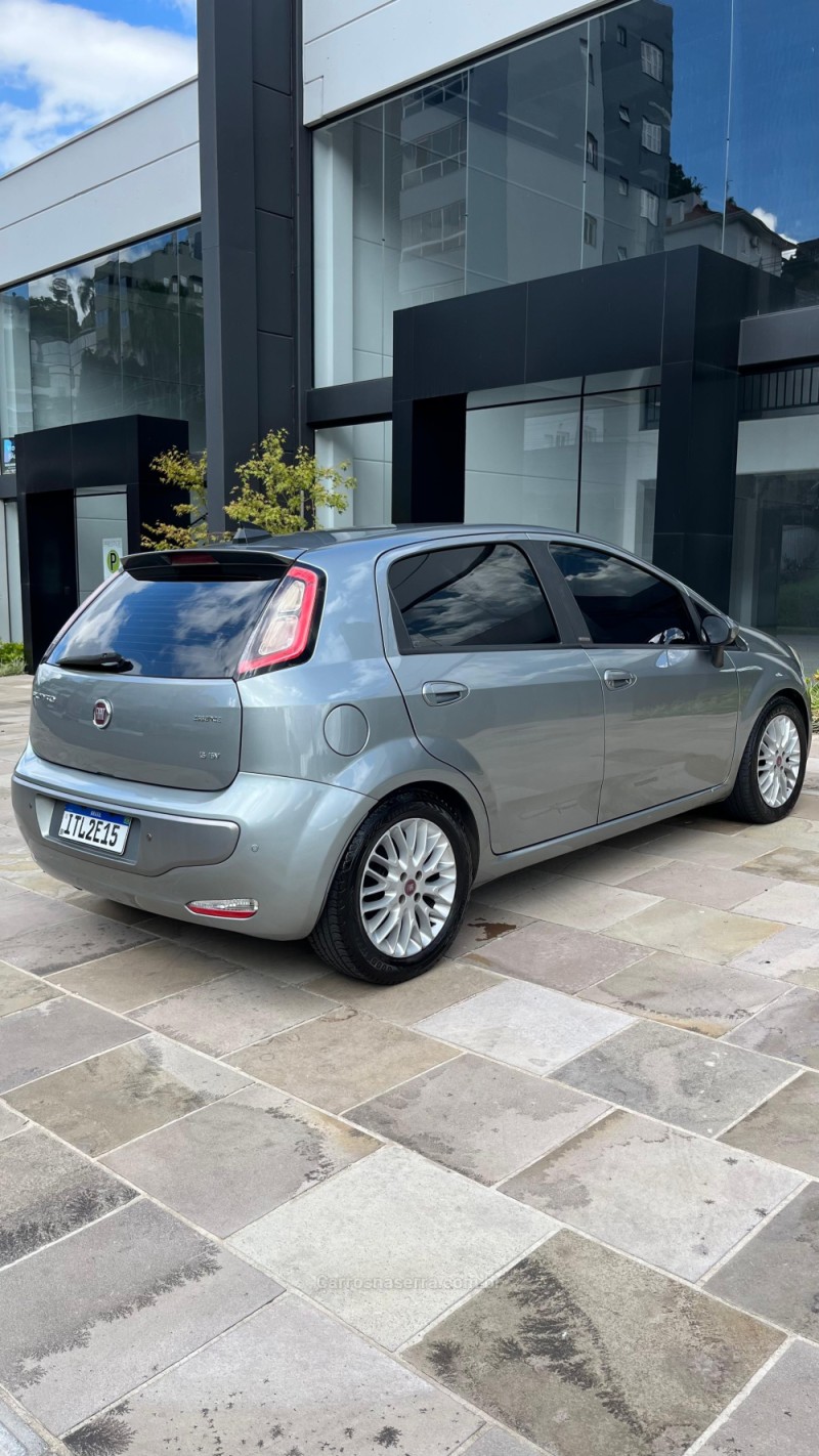 PUNTO 1.6 ESSENCE 16V FLEX 4P MANUAL - 2013 - BENTO GONçALVES