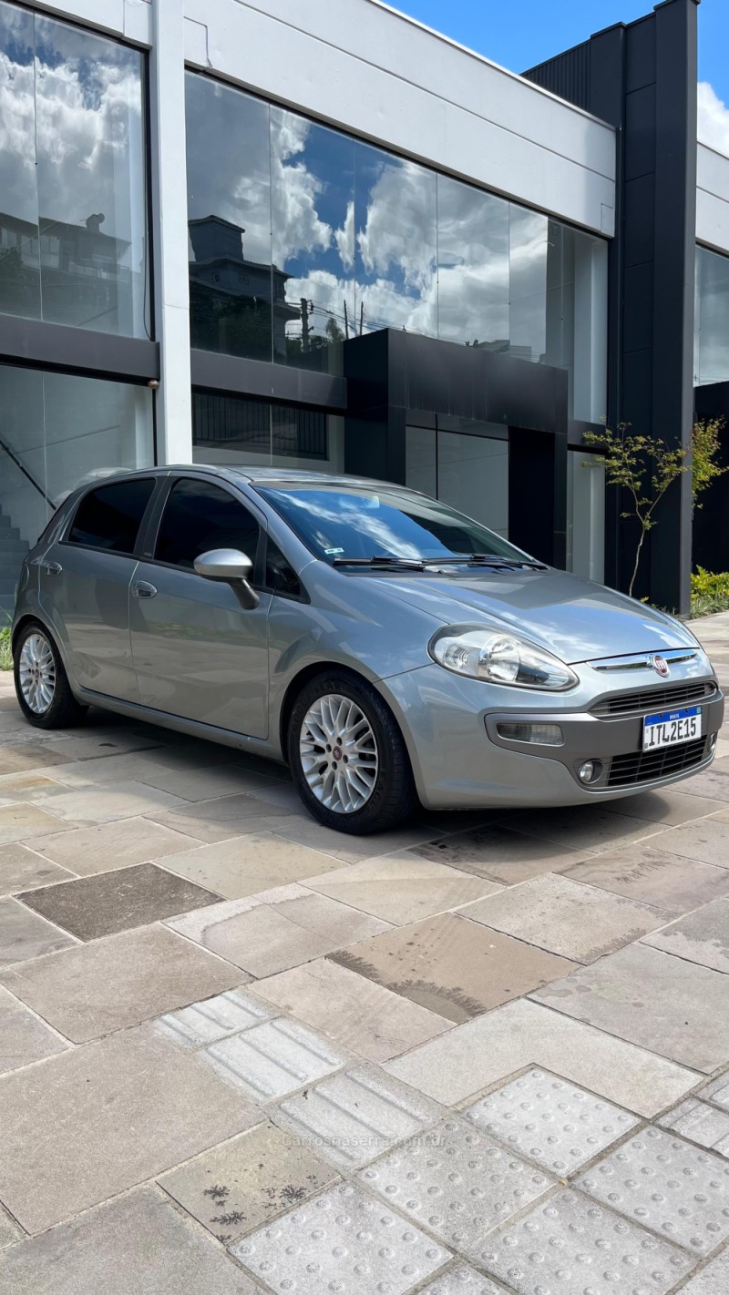 PUNTO 1.6 ESSENCE 16V FLEX 4P MANUAL - 2013 - BENTO GONçALVES