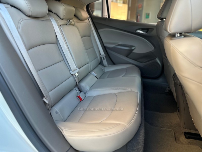 CRUZE 1.4 TURBO LTZ II SPORT HATCH 16V FLEX 4P AUTOMÁTICO - 2017 - TUPANDI