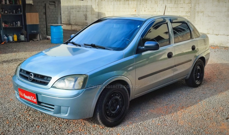 CORSA 1.0 MPFI 8V GASOLINA 4P MANUAL - 2003 - FARROUPILHA