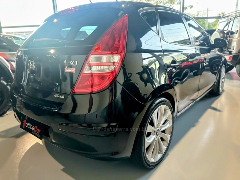 I30 2.0 MPI 16V GASOLINA 4P AUTOMÁTICO - 2010 - TRêS COROAS
