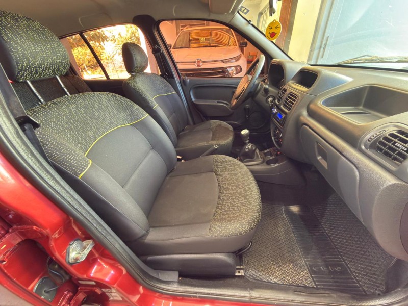 CLIO 1.0 EXPRESSION 16V FLEX 4P MANUAL - 2014 - FARROUPILHA