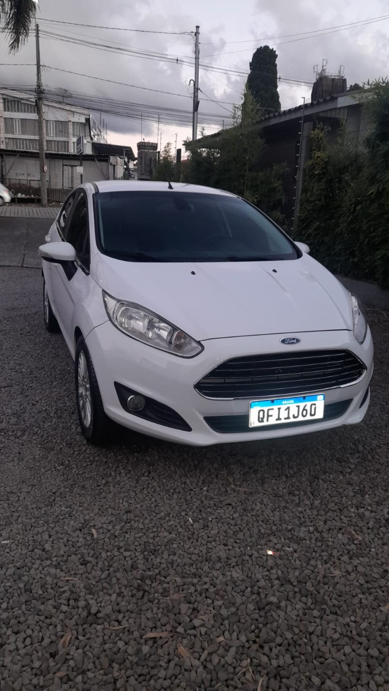 FIESTA 1.6 TITANIUM HATCH 16V FLEX 4P AUTOMÁTICO - 2015 - CAXIAS DO SUL