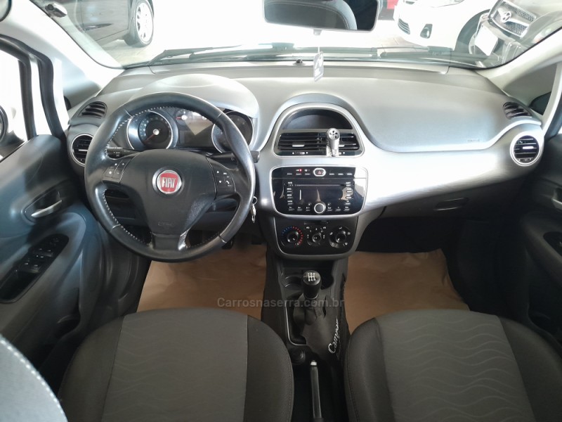 PUNTO 1.6 ESSENCE 16V FLEX 4P MANUAL - 2013 - NOVA PRATA