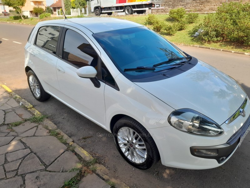 PUNTO 1.6 ESSENCE 16V FLEX 4P MANUAL - 2013 - NOVA PRATA