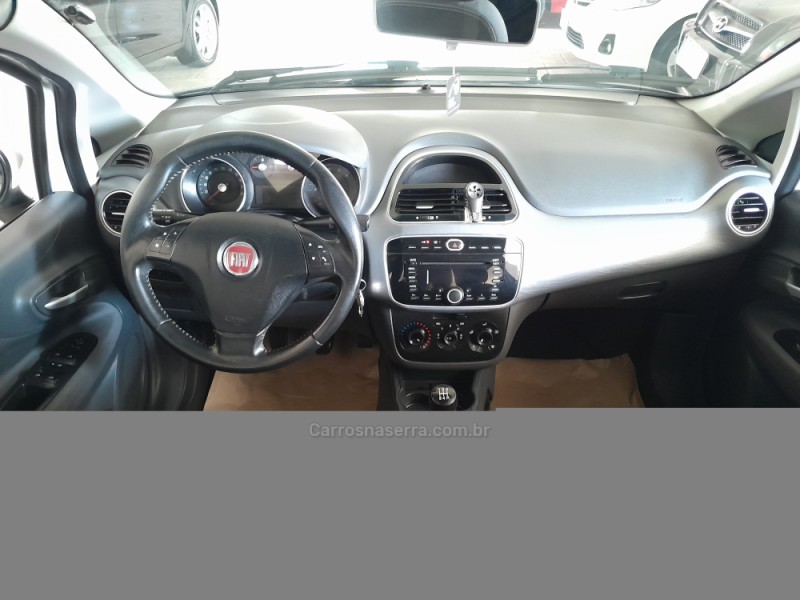 PUNTO 1.6 ESSENCE 16V FLEX 4P MANUAL - 2013 - NOVA PRATA