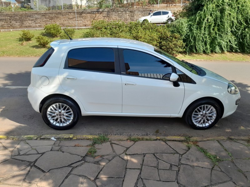 PUNTO 1.6 ESSENCE 16V FLEX 4P MANUAL - 2013 - NOVA PRATA