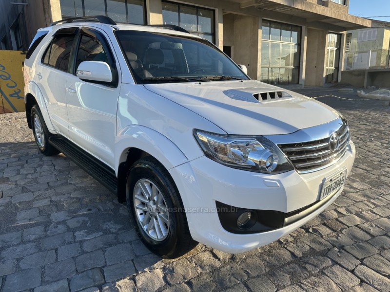 HILUX SW4 3.0 SR 4X4 16V TURBO INTERCOOLER DIESEL 4P AUTOMÁTICO - 2012 - SãO MARCOS