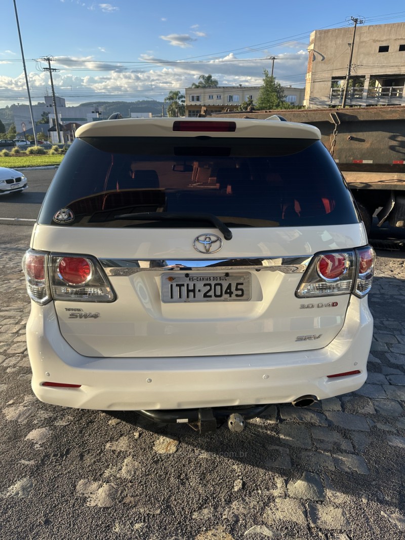 HILUX SW4 3.0 SR 4X4 16V TURBO INTERCOOLER DIESEL 4P AUTOMÁTICO - 2012 - SãO MARCOS