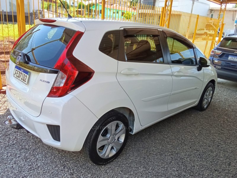 FIT 1.5 LX 16V FLEX 4P AUTOMÁTICO - 2015 - ARROIO DO MEIO