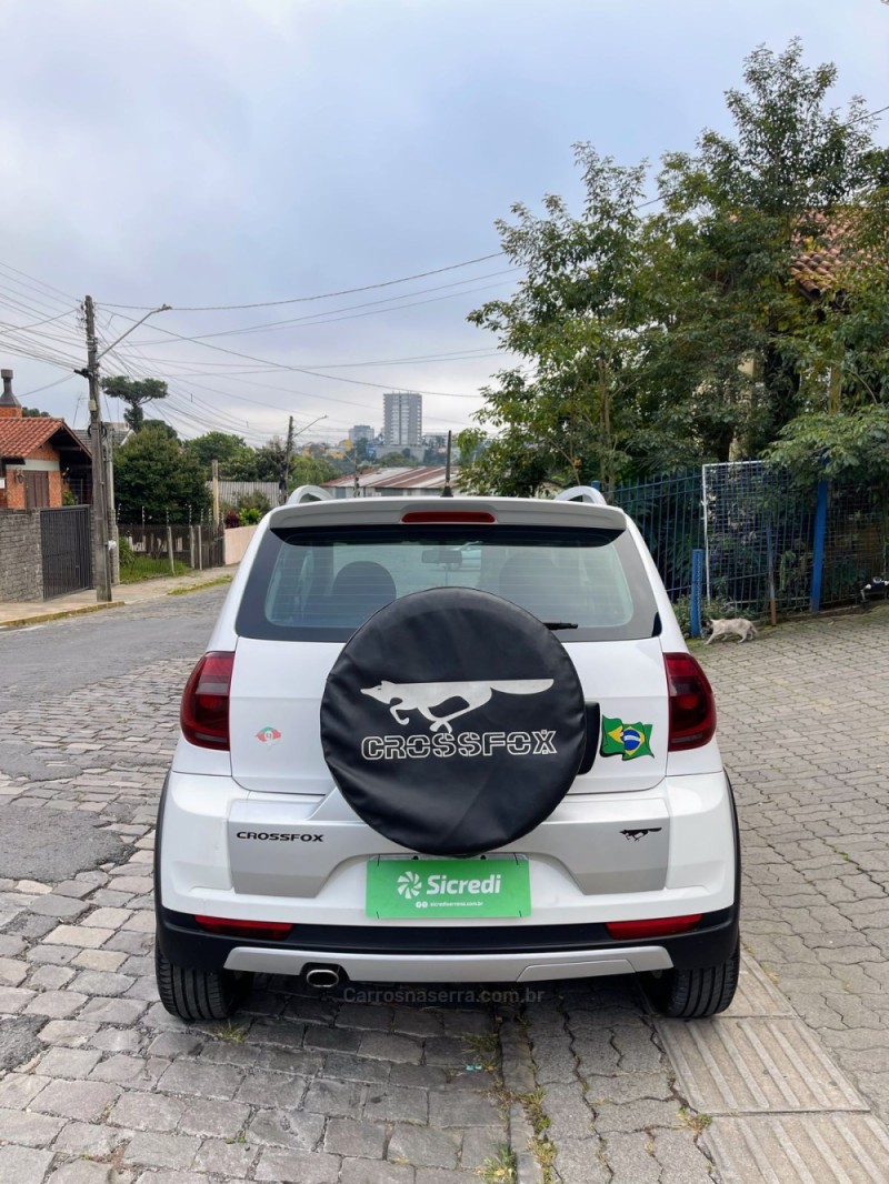 CROSSFOX 1.6 MI FLEX 8V 4P MANUAL - 2011 - BENTO GONçALVES