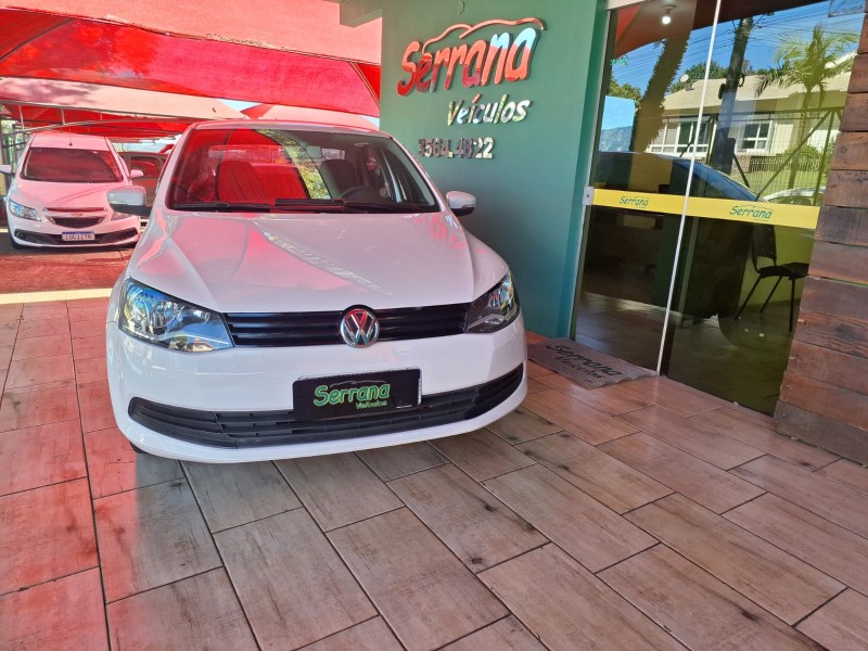 VOYAGE 1.6 MI COMFORTLINE 8V FLEX 4P MANUAL - 2015 - DOIS IRMãOS