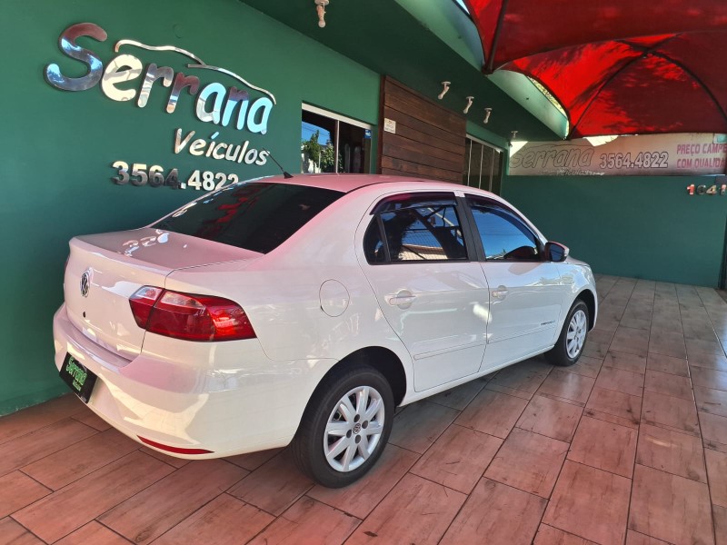 VOYAGE 1.6 MI COMFORTLINE 8V FLEX 4P MANUAL - 2015 - DOIS IRMãOS