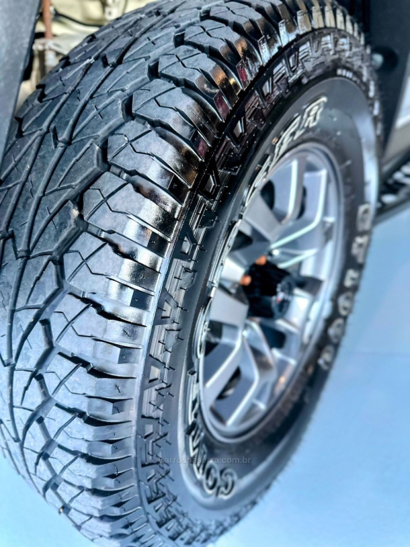 JIMNY 1.5 SIERRA 4STYLE ALLGRIP 16V GASOLINA 2P AUTOMÁTICO - 2022 - TRêS COROAS