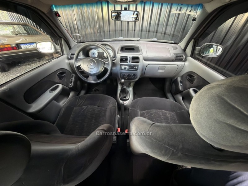 CLIO 1.6 PRIVILÉGE SEDAN 16V FLEX 4P MANUAL - 2006 - CAXIAS DO SUL