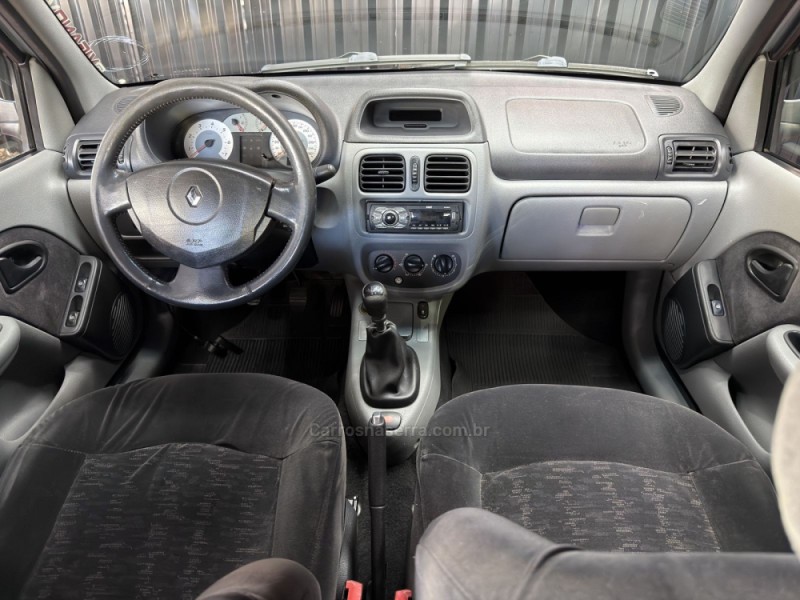 CLIO 1.6 PRIVILÉGE SEDAN 16V FLEX 4P MANUAL - 2006 - CAXIAS DO SUL