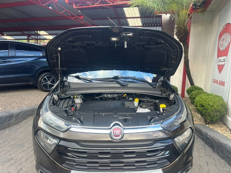 TORO 2.0 16V VOLCANO AT9 4X2 FLEX 4P AUTOMÁTICO - 2017 - TRêS COROAS