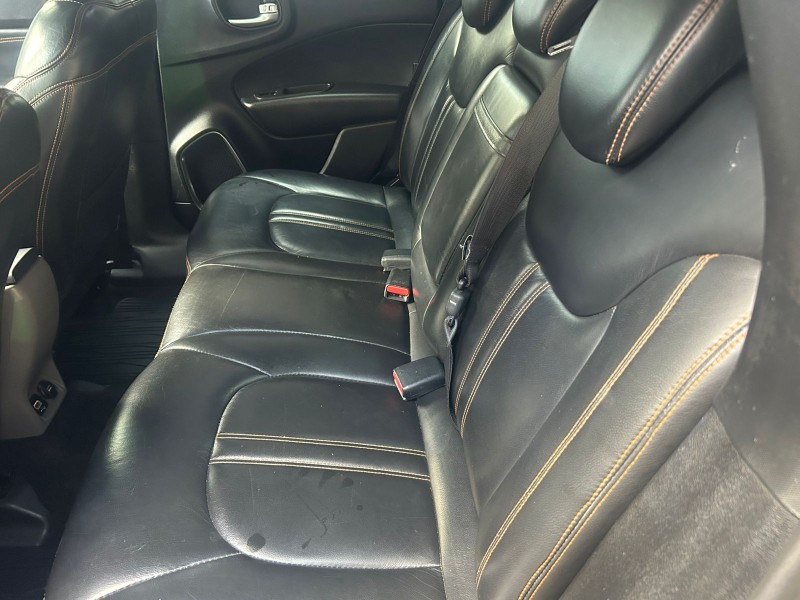 TORO 2.0 16V VOLCANO AT9 4X2 FLEX 4P AUTOMÁTICO - 2017 - TRêS COROAS