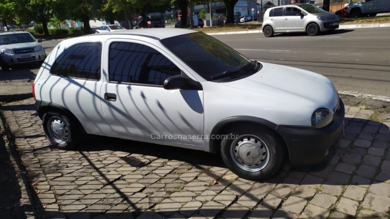 CORSA 1.0 MPFI VHC 8V GASOLINA 4P MANUAL - 1998 - CAXIAS DO SUL