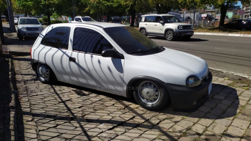 CORSA 1.0 MPFI VHC 8V GASOLINA 4P MANUAL - 1998 - CAXIAS DO SUL