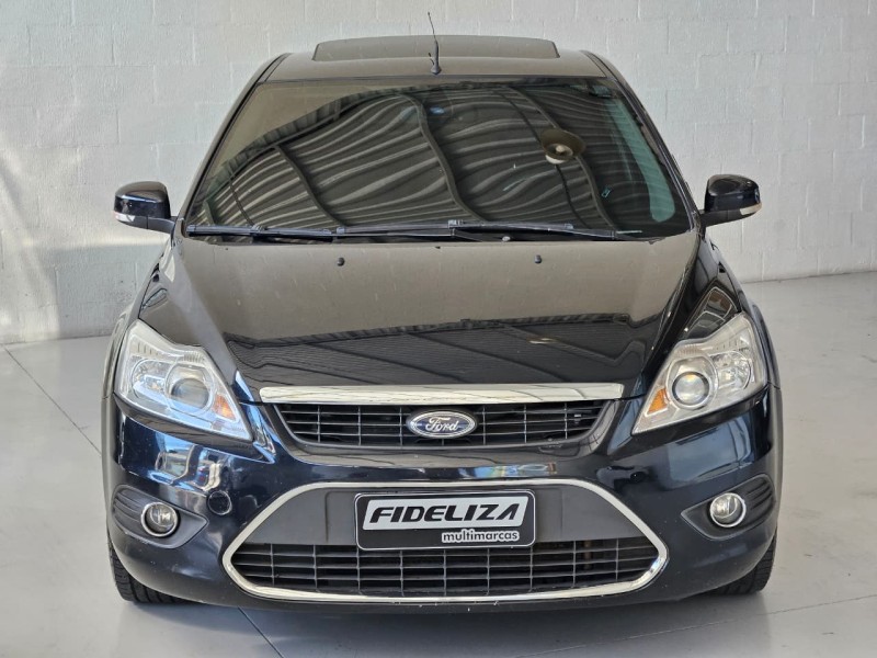 FOCUS 2.0 TITANIUM HATCH 16V FLEX 4P AUTOMÁTICO - 2013 - FARROUPILHA