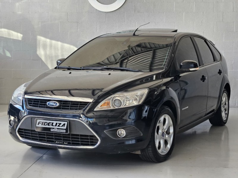 FOCUS 2.0 TITANIUM HATCH 16V FLEX 4P AUTOMÁTICO - 2013 - FARROUPILHA