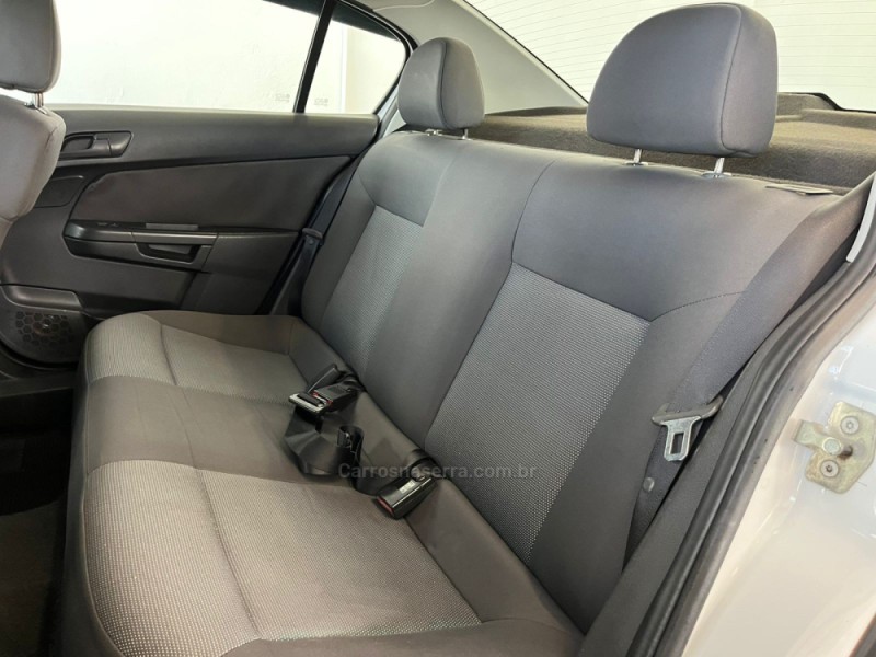 VECTRA 2.0 MPFI EXPRESSION 8V GASOLINA 4P MANUAL - 2008 - BENTO GONçALVES