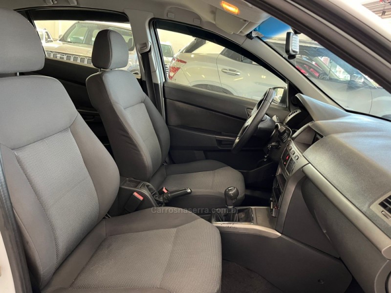 VECTRA 2.0 MPFI EXPRESSION 8V GASOLINA 4P MANUAL - 2008 - BENTO GONçALVES