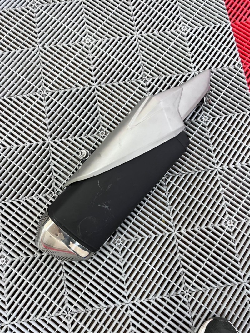 GSXS 750 AZ - 2024 - CAMPO BOM