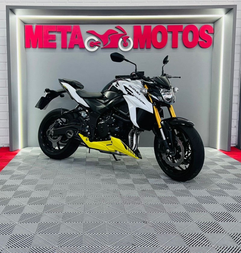 GSXS 750 AZ - 2024 - CAMPO BOM