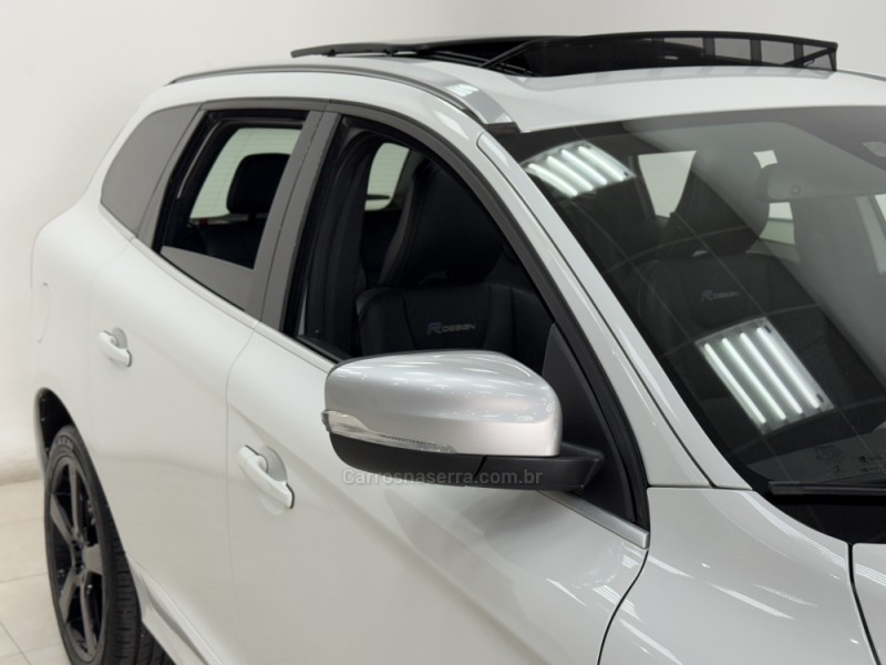 XC60 2.0 T5 R DESIGN TURBO GASOLINA 4P AUTOMÁTICO - 2014 - SANTA CRUZ DO SUL