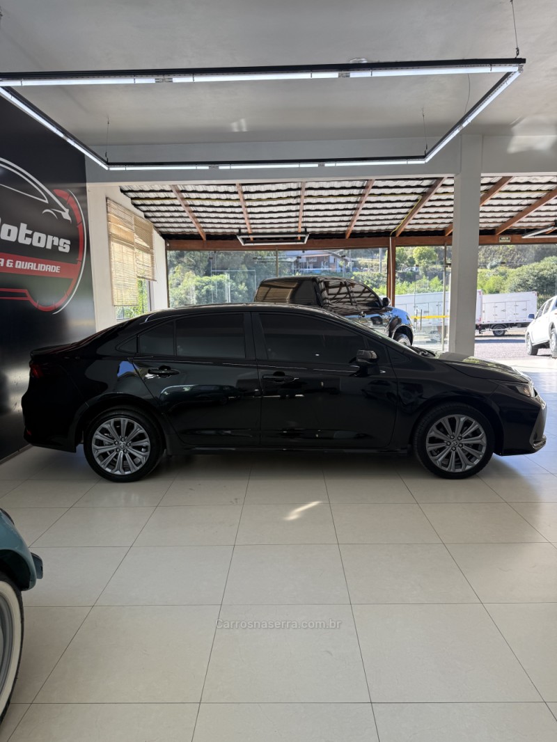 COROLLA 2.0 XEI 16V FLEX 4P AUTOMÁTICO - 2022 - FARROUPILHA