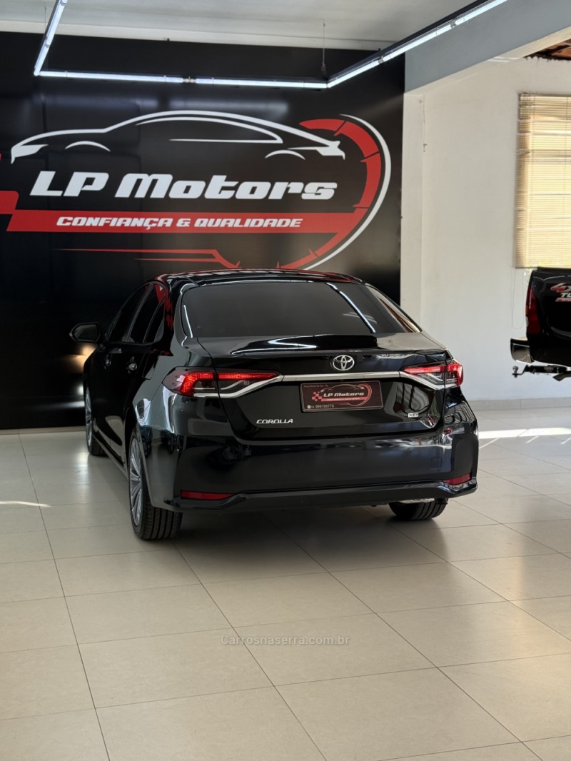 COROLLA 2.0 XEI 16V FLEX 4P AUTOMÁTICO - 2022 - FARROUPILHA
