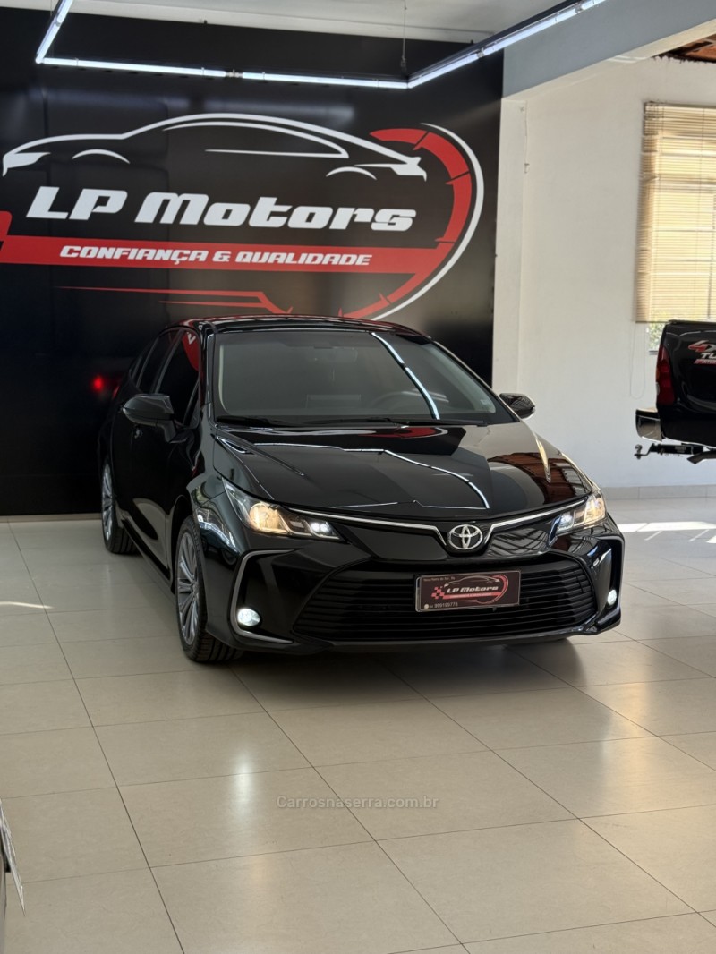 COROLLA 2.0 XEI 16V FLEX 4P AUTOMÁTICO - 2022 - FARROUPILHA
