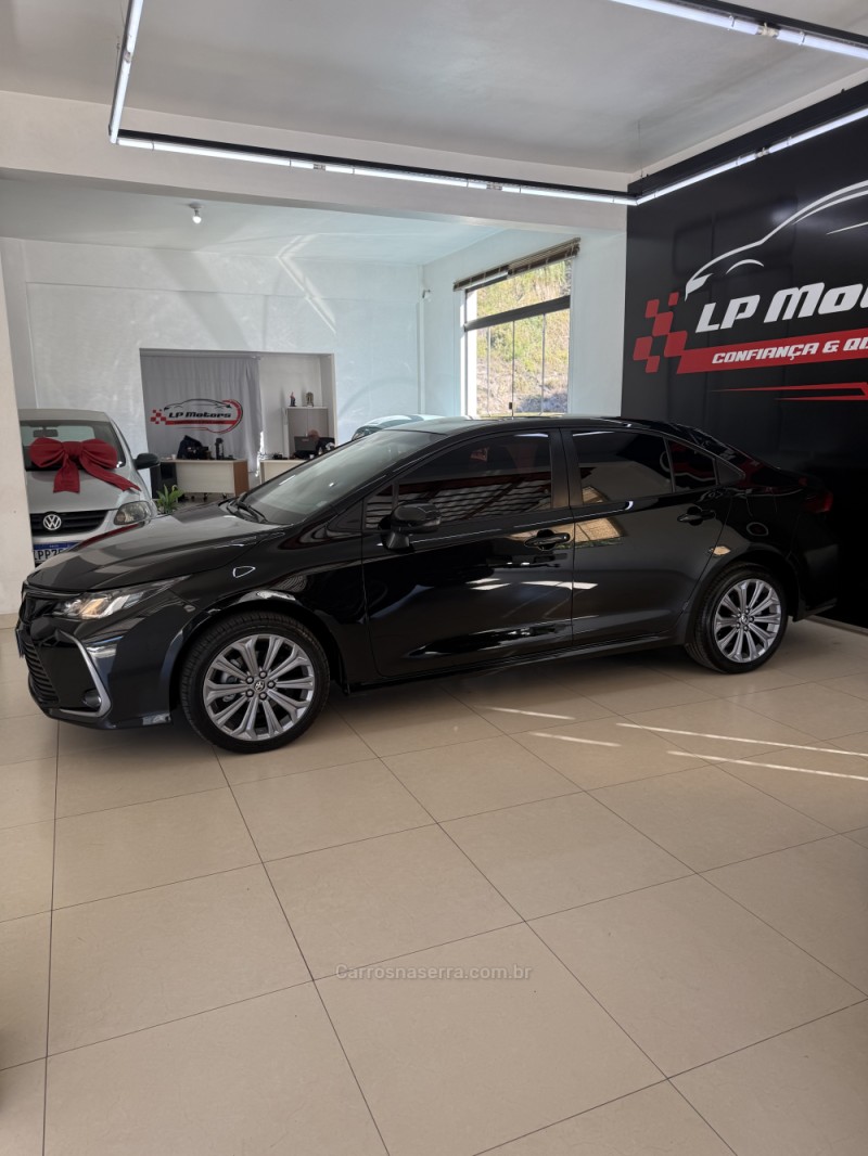 COROLLA 2.0 XEI 16V FLEX 4P AUTOMÁTICO - 2022 - FARROUPILHA