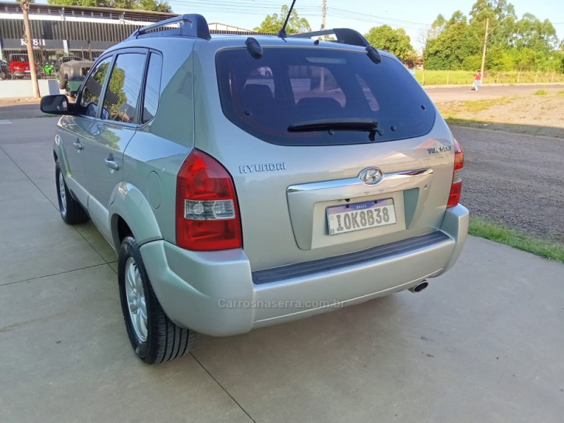 TUCSON 2.0 MPFI GLS 16V 143CV 2WD GASOLINA 4P AUTOMÁTICO - 2008 - ARROIO DO MEIO