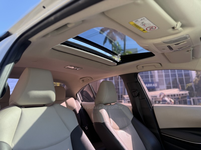 COROLLA 1.8 ALTIS PREMIUM 16V HÍBRIDO 4P AUTOMÁTICO - 2023 - PAROBé