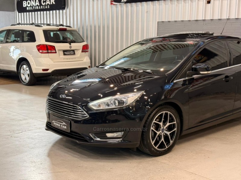 FOCUS 2.0 TITANIUM PLUS HATCH 16V FLEX 4P AUTO - 2016 - CAXIAS DO SUL