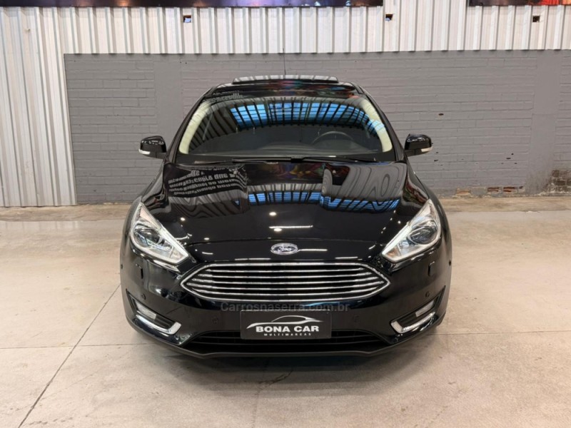 FOCUS 2.0 TITANIUM PLUS HATCH 16V FLEX 4P AUTO - 2016 - CAXIAS DO SUL