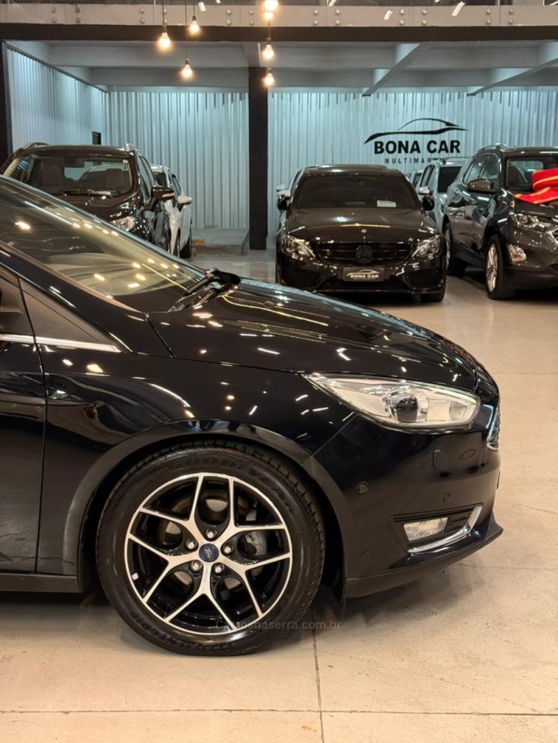 FOCUS 2.0 TITANIUM PLUS HATCH 16V FLEX 4P AUTO - 2016 - CAXIAS DO SUL