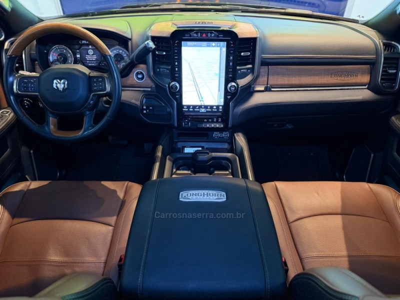 3500 LARAMIE 6.7 LONGHORN CD 4X4 TURBO DIESEL 4P AUTOMÁTICA - 2022 - SãO LEOPOLDO