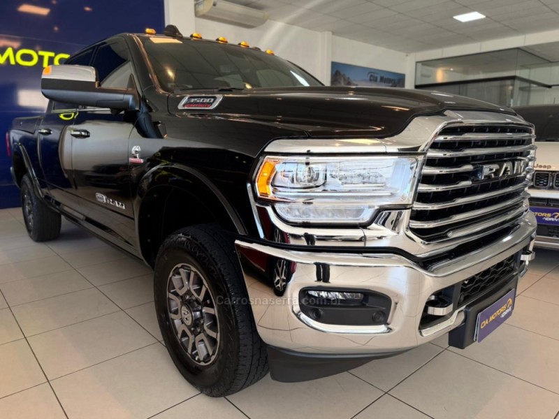 3500 LARAMIE 6.7 LONGHORN CD 4X4 TURBO DIESEL 4P AUTOMÁTICA - 2022 - SãO LEOPOLDO